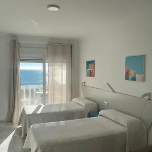 guaquin-apartments.1costadelsol.com/